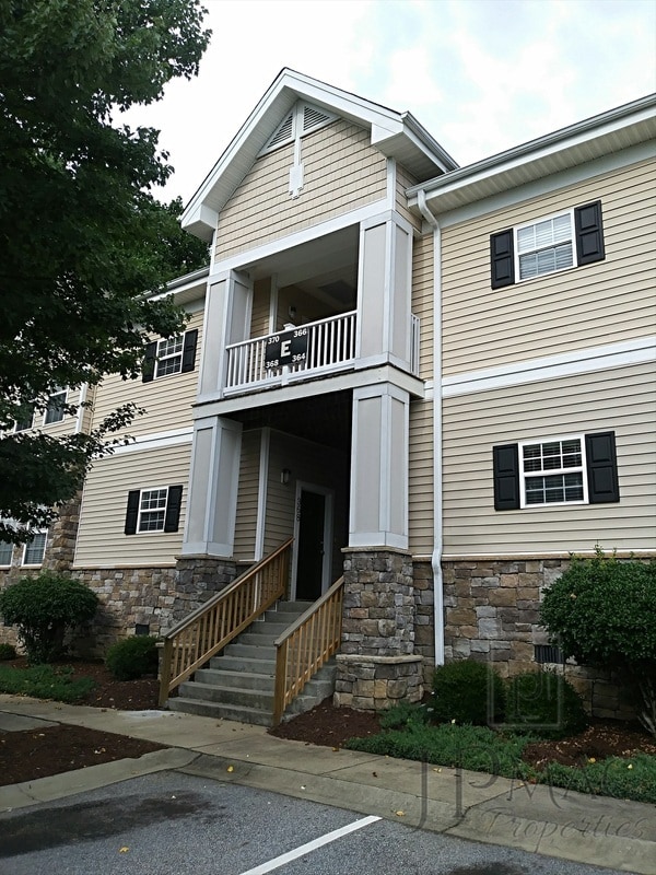 Building Photo - 364 Easterlin Way