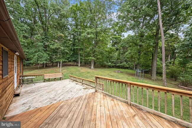 Building Photo - 813 Leeds Manor Ln