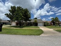 Building Photo - 11894 Suellen Cir