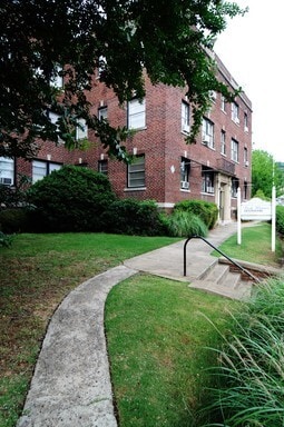 Building Photo - PARK MANOR