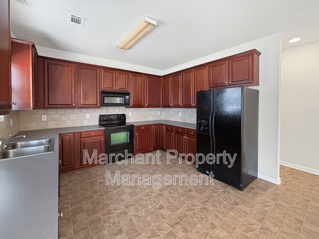 Building Photo - 125 Wild Dogwood Way