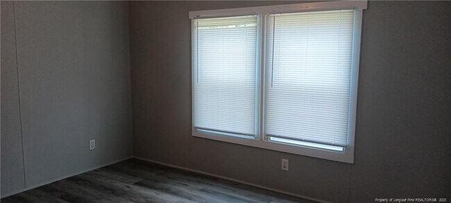 Building Photo - 4910 Charger Ct