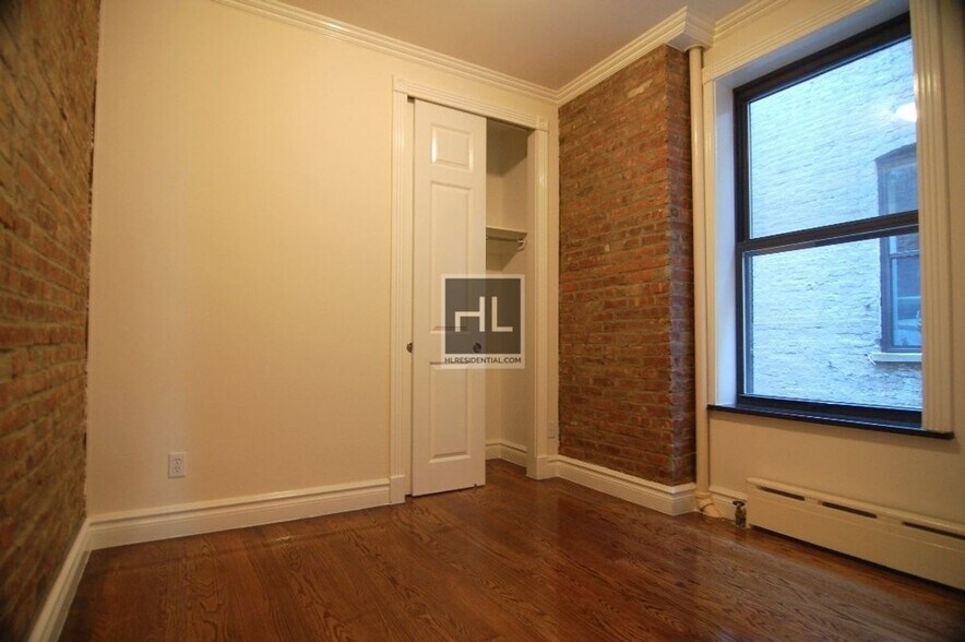 Building Photo - East 18th Street