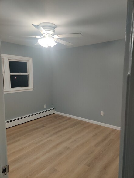 Bedroom number 3 - 186 Highland Ave