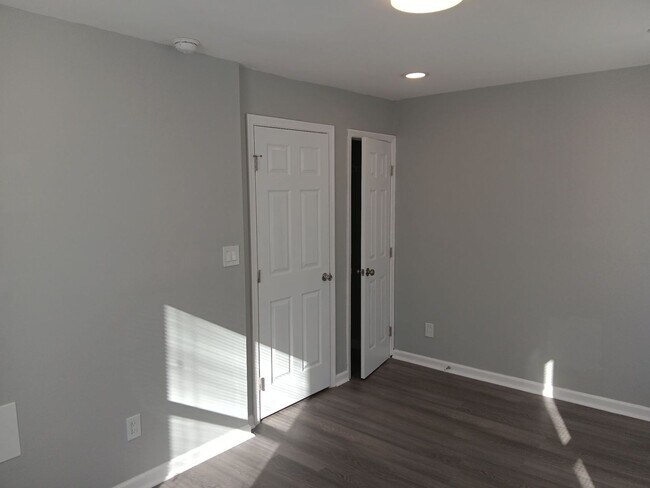 Building Photo - 2036 N Gratz St