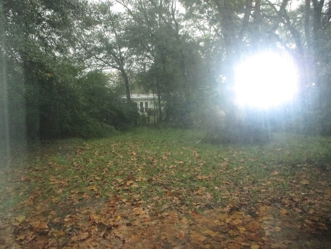 Building Photo - 3 Bedroom home in Sherwood Forest - VOUCHE...