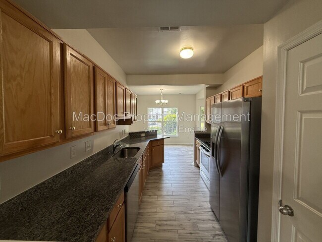Building Photo - 2709 Church View Ln