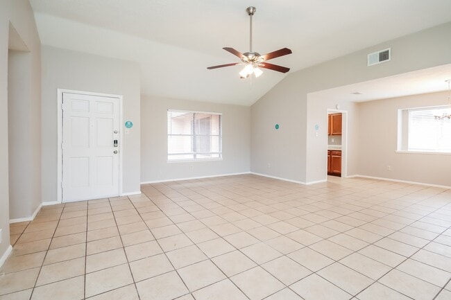 Building Photo - 10930 Rosewood Ct