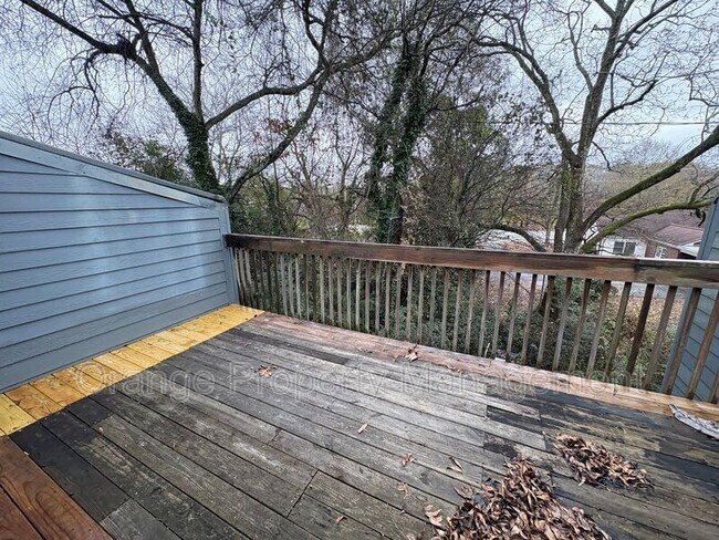 Building Photo - 343 Old Greenville Hwy