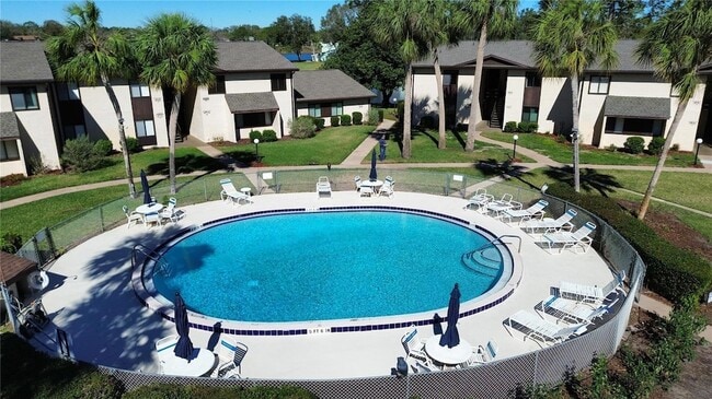 Building Photo - 623 Midway Dr