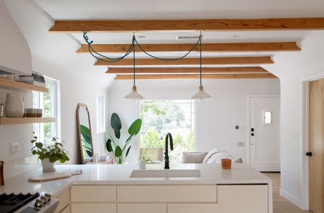 Living Room/Kitchen - 3625 Edenhurst Ave