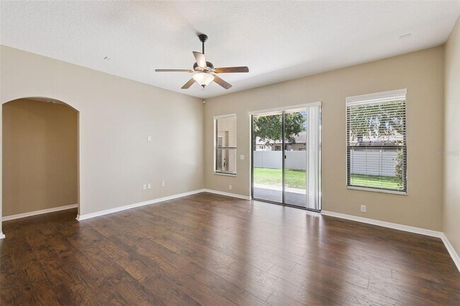 Building Photo - 1106 Natural Oaks Dr