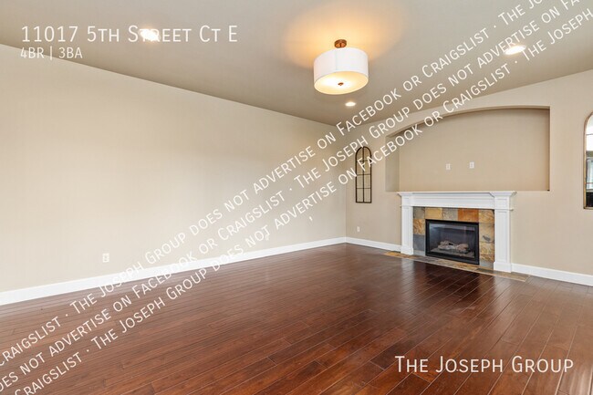 Building Photo - 11017 5th St Ct E