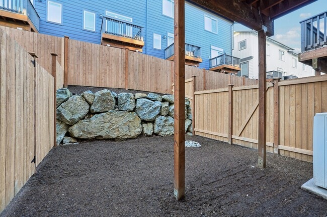 Building Photo - 14707 87th Ave SE