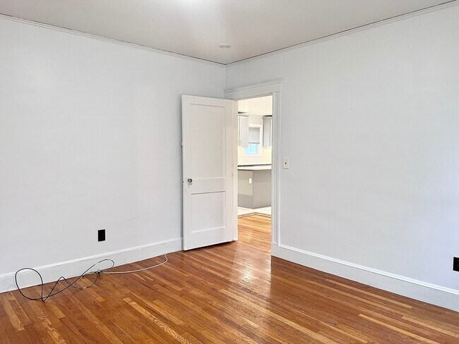 Building Photo - 81 Colborne Rd