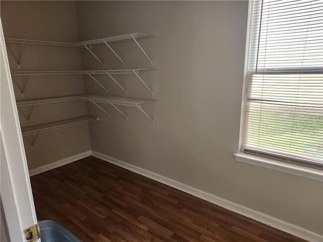 Building Photo - 2671 Farmstead Ct