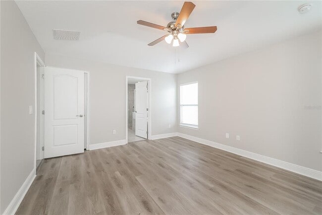 Building Photo - 419 Britten Dr