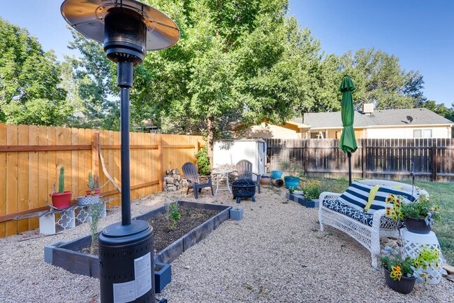 Building Photo - Bright & Cozy 3-Bedroom in the Heart of Longmont!