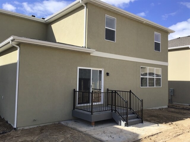 Building Photo - 2409 E Wild Horse Way