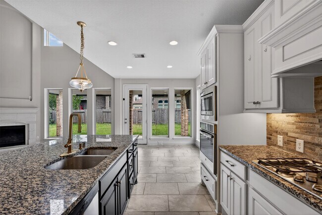 Building Photo - 3311 Pleasant Hollow Ln