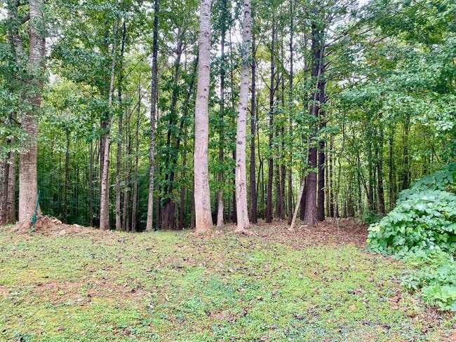 Building Photo - Dallas Rental