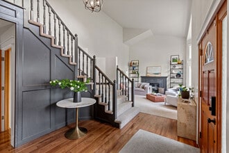 Building Photo - 2213 Grosvenor Ct