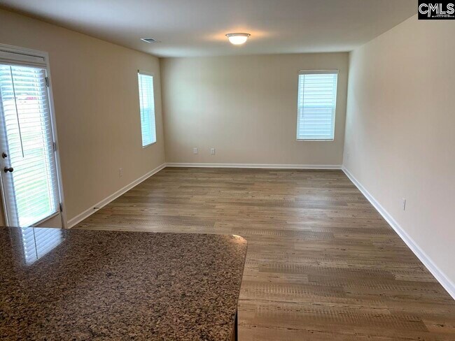 Building Photo - 553 Hatteras Dr