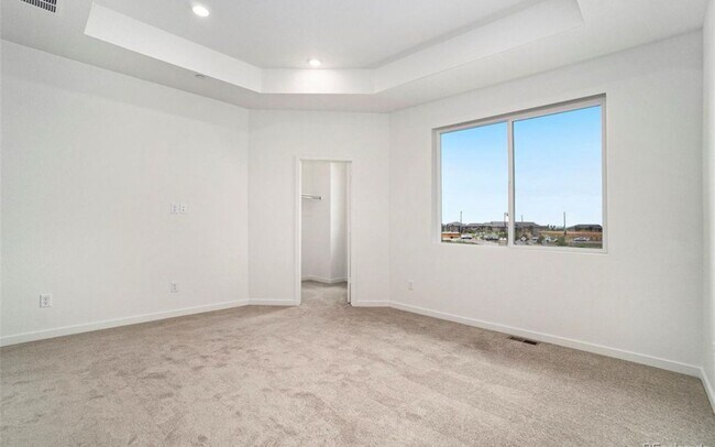 Building Photo - Efficient & Modern 2024-Built Townhome | 2 Bed | 2-Car Garage | Timnath