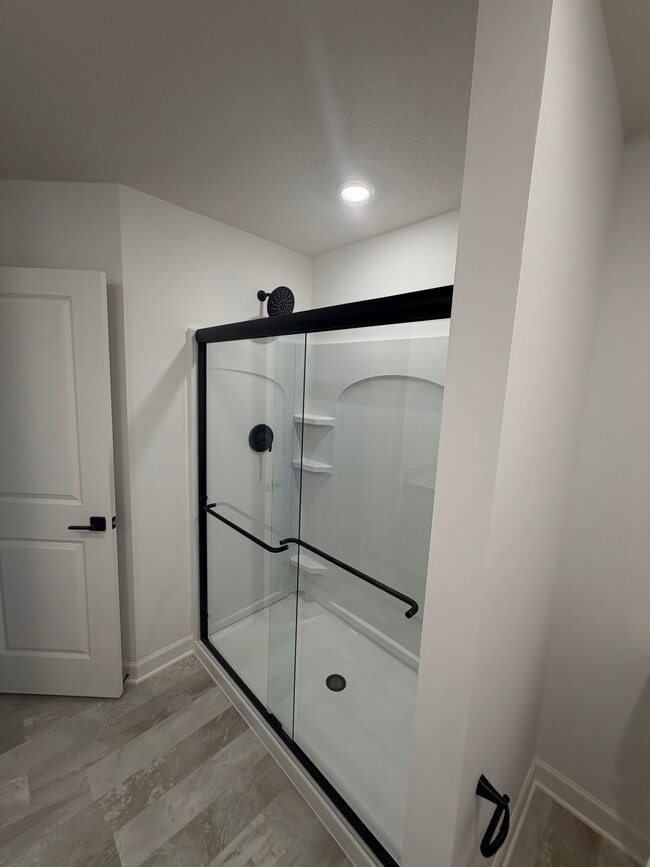 Building Photo - 10545 Harbor Ln N