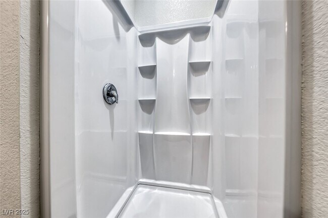 Building Photo - 304 S Maryland Pkwy