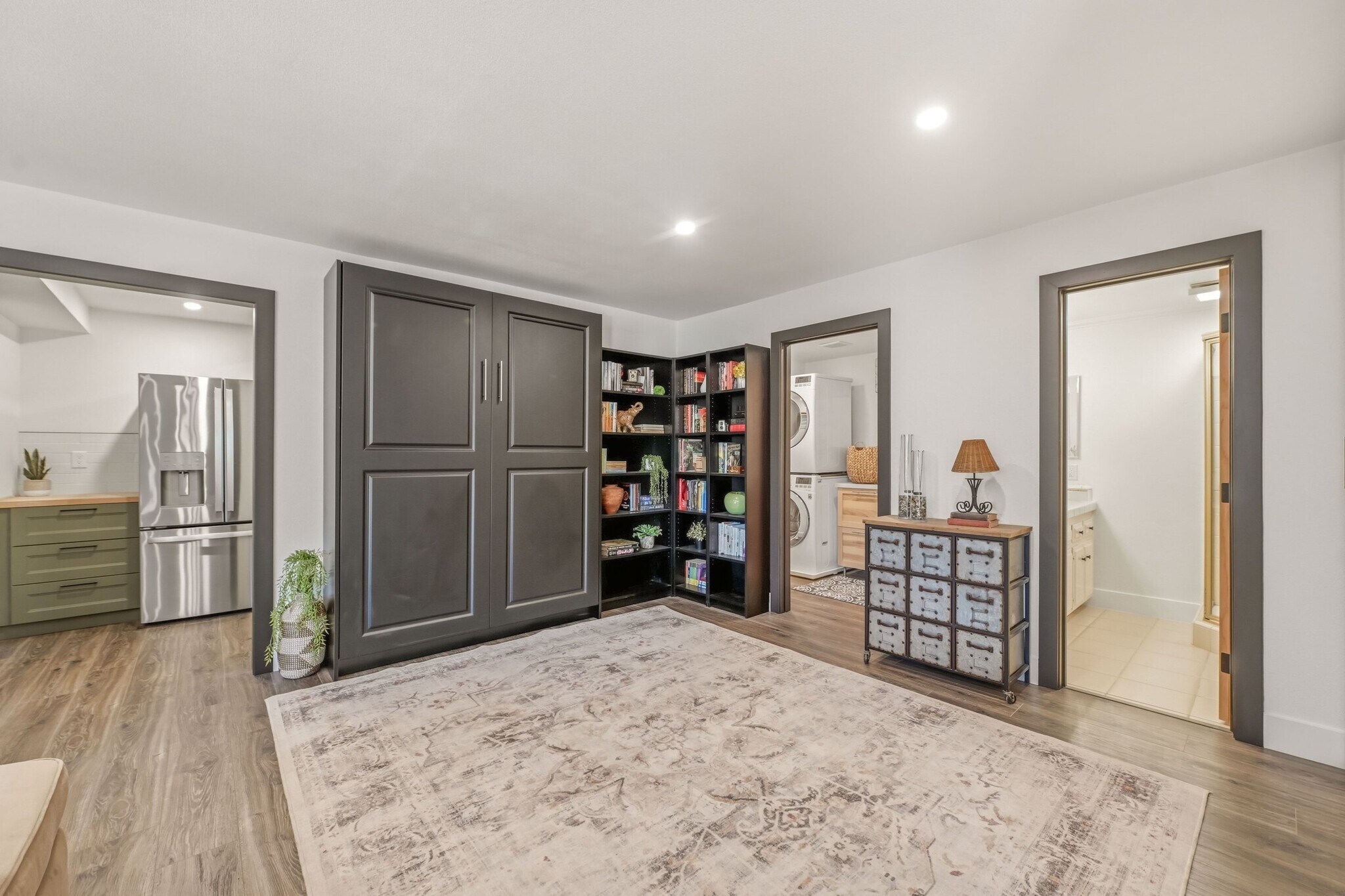 Building Photo - 234 Spanish Spur