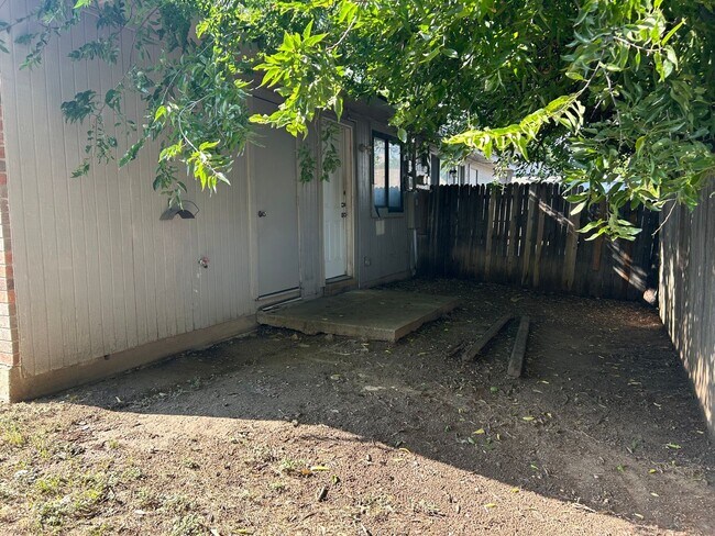 Building Photo - 4508 Compass Ct