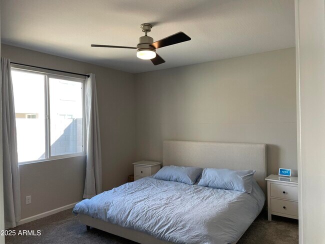 Building Photo - 17376 W Paraiso Ln