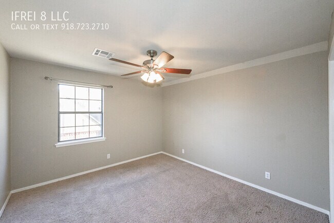 Building Photo - 7746 E 87th St