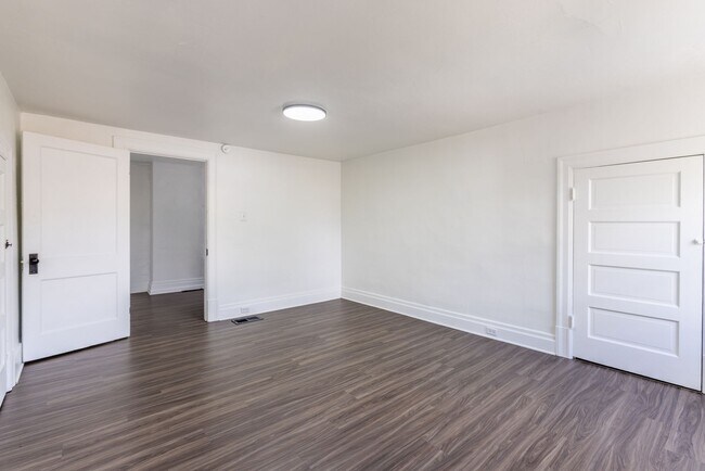 Building Photo - 123 Beltzhoover Ave