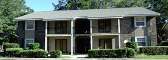 Building Photo - Plantation Oaks