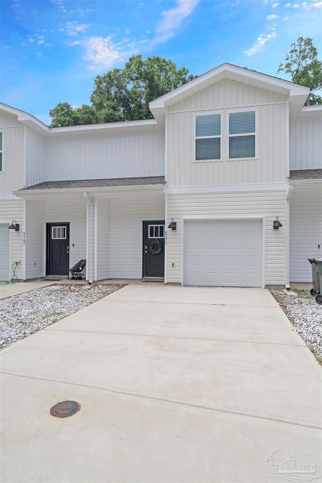 Building Photo - 8351 Bluejack Dr