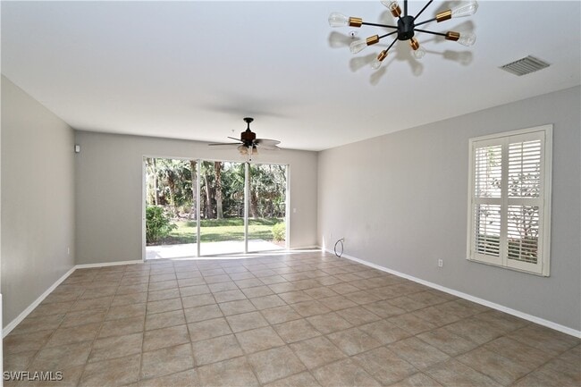 Building Photo - 1055 Albany Ct