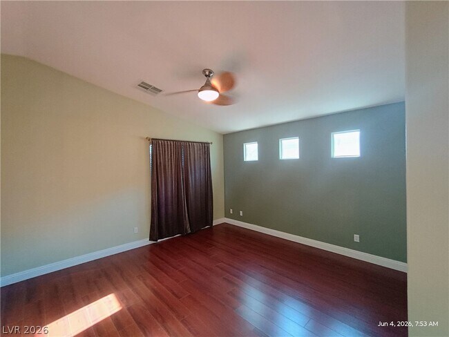 Building Photo - 9756 Wailings Ave