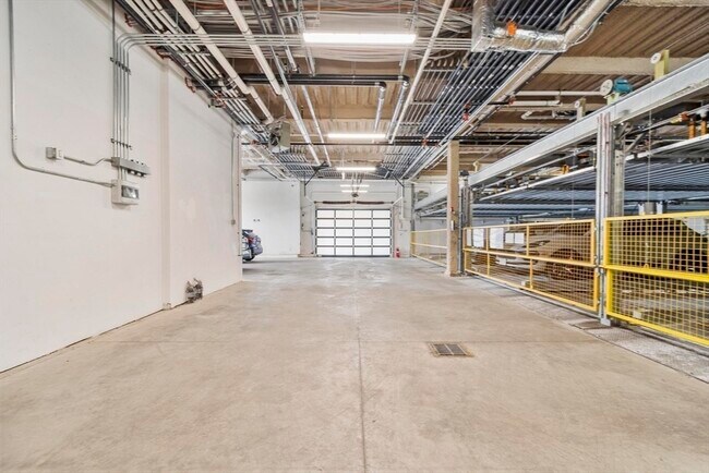 Building Photo - 30 Penniman Rd