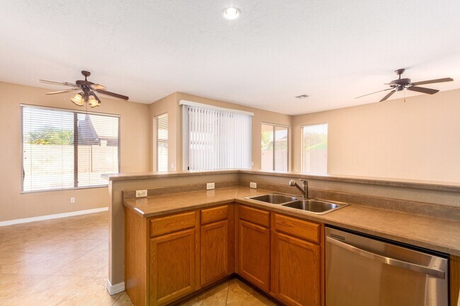 Building Photo - Single level rare to find 3 bed house in Gilbert