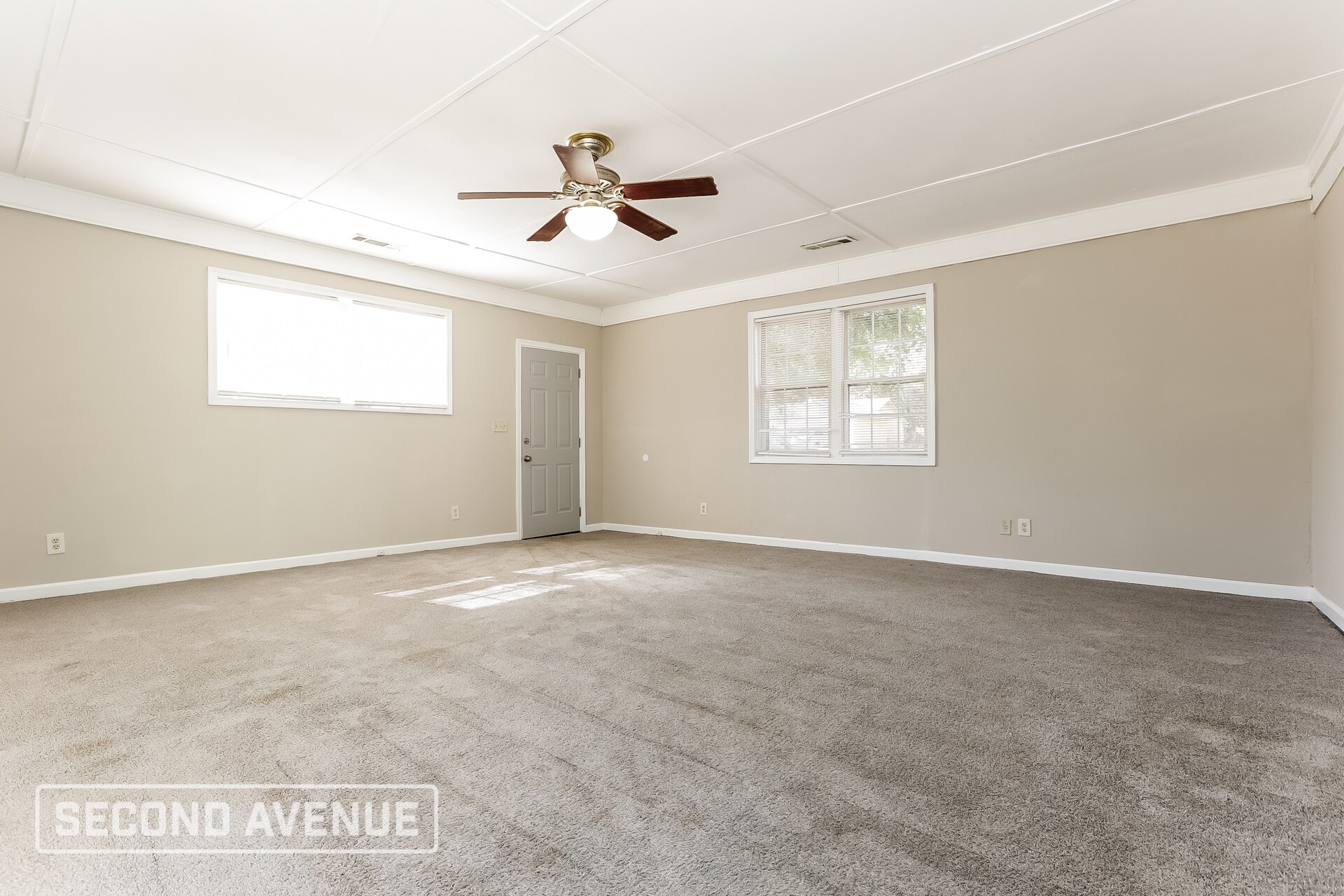 Building Photo - 2053 Chestnut Log Dr