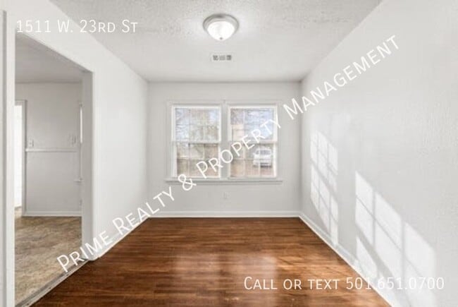 Building Photo - 1511 W 23rd St