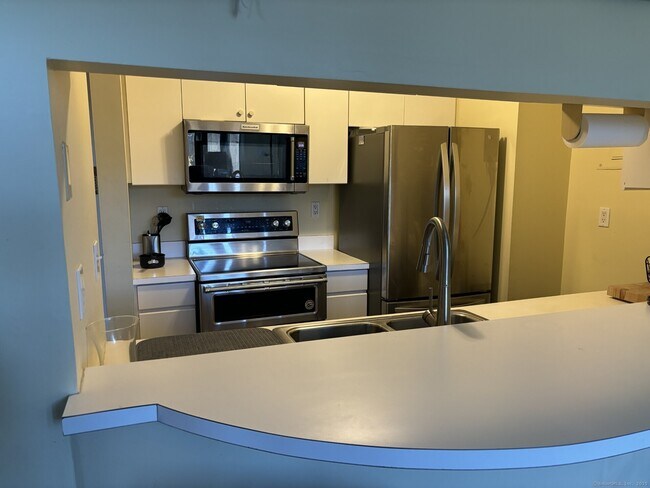 Building Photo - 127 Greyrock Pl