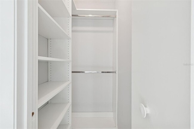 Building Photo - 4720 Heath Ave