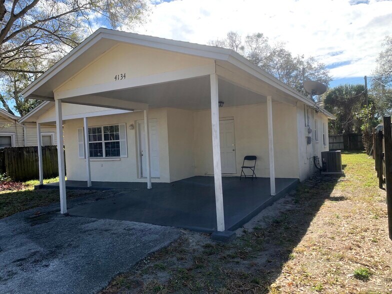 Building Photo - 4134 12th Ave S