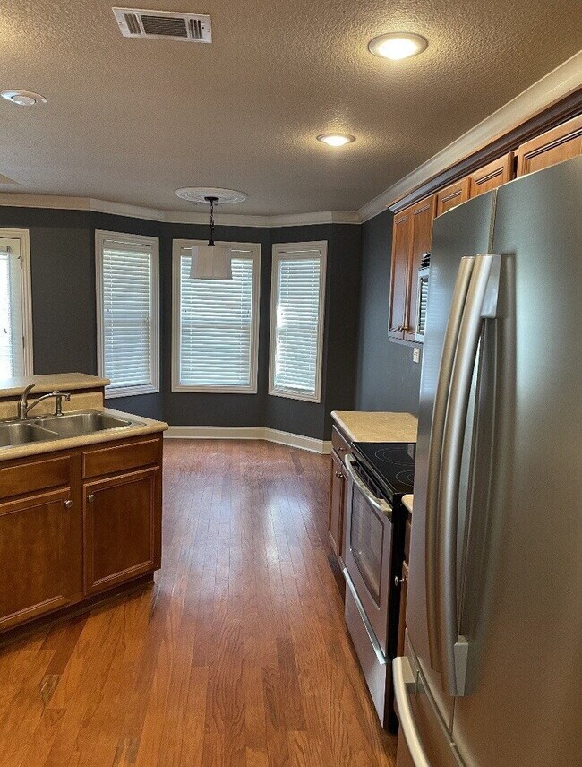 Building Photo - "Charming 3 Bedroom Home with 2 Full Baths in Jonesboro, AR - Don't Miss Out!"