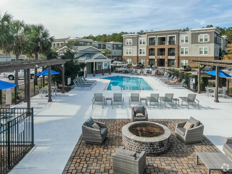 Primary Photo - Parker Point