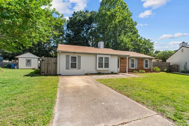 Building Photo - Charming 3-Bedroom Ranch in Quiet Chesapea...