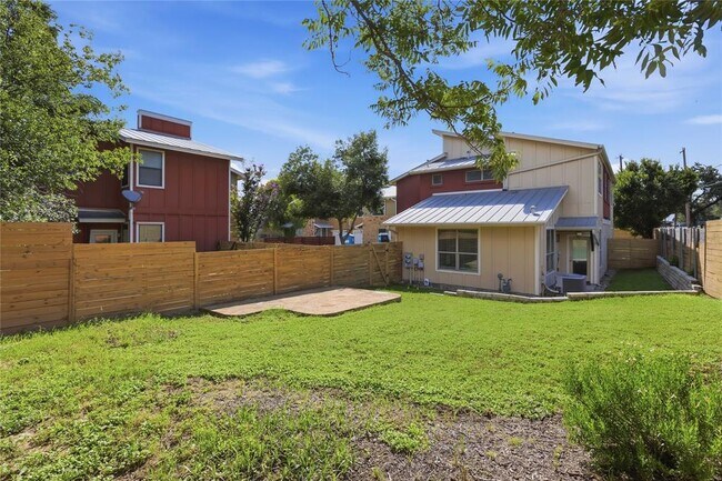 Building Photo - 4124 Valley View Rd